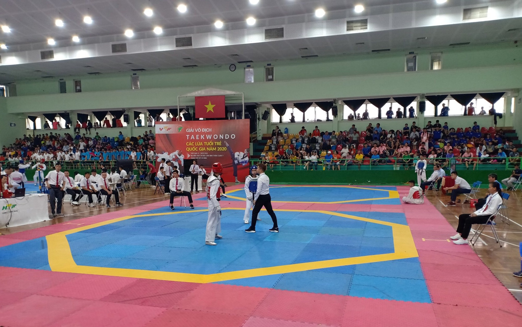 Giải vô địch Taekwondo các lứa tuổi trẻ toàn quốc năm 2020 quy tụ gần 1.200 VĐV tham gia. Ảnh: NVCC