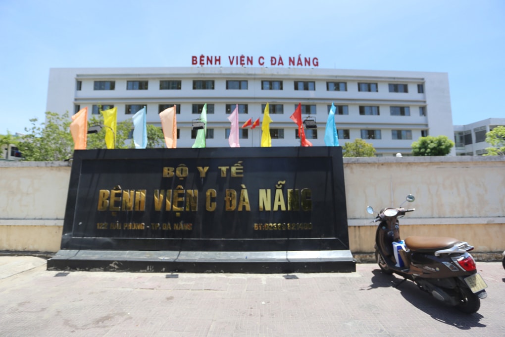 Bệnh viện C Đà Nẵng, nơi bệnh nhân 416 đến khám, đã được phong tỏa. Ảnh: Đắc Thành