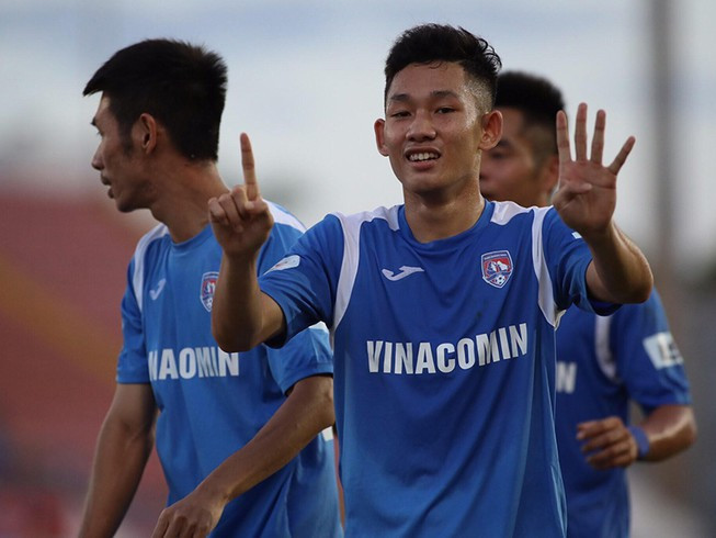 Vòng 10 V-League, đội Than Quảng Ninh đến Đà Nẵng làm khách trên sân Hòa Xuân, thi đấu với chủ nhà SHB Đà Nẵng ngày 18-7. 