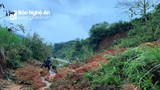 Sạt lở núi gây ách tắc giao thông tuyến đường Na Ngoi - Mường Ải