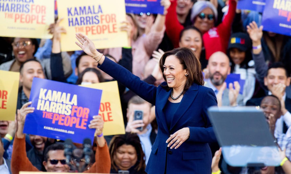 Thượng nghị sĩ Kamala Harris khởi động chiến dịch của mình bằng một mít tinh ở Oakland, California, ngày 27/1.  Ảnh: Noah Berger / AFP / Getty Images