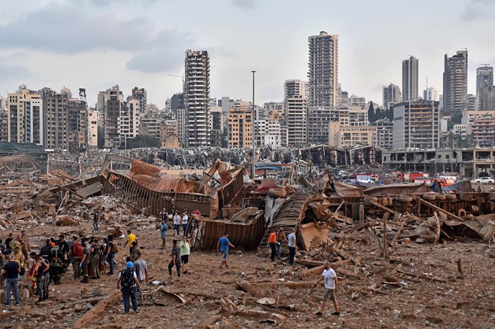Hiện trường vụ nổ gần bến cảng Beirut. Ảnh: AFP