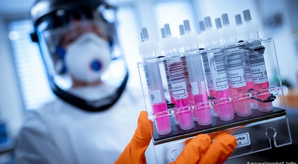 Việc thử nghiệm lâm sàng vaccine trên người tại Nga được tiến hành từ tháng 6. Ảnh: Reuters
