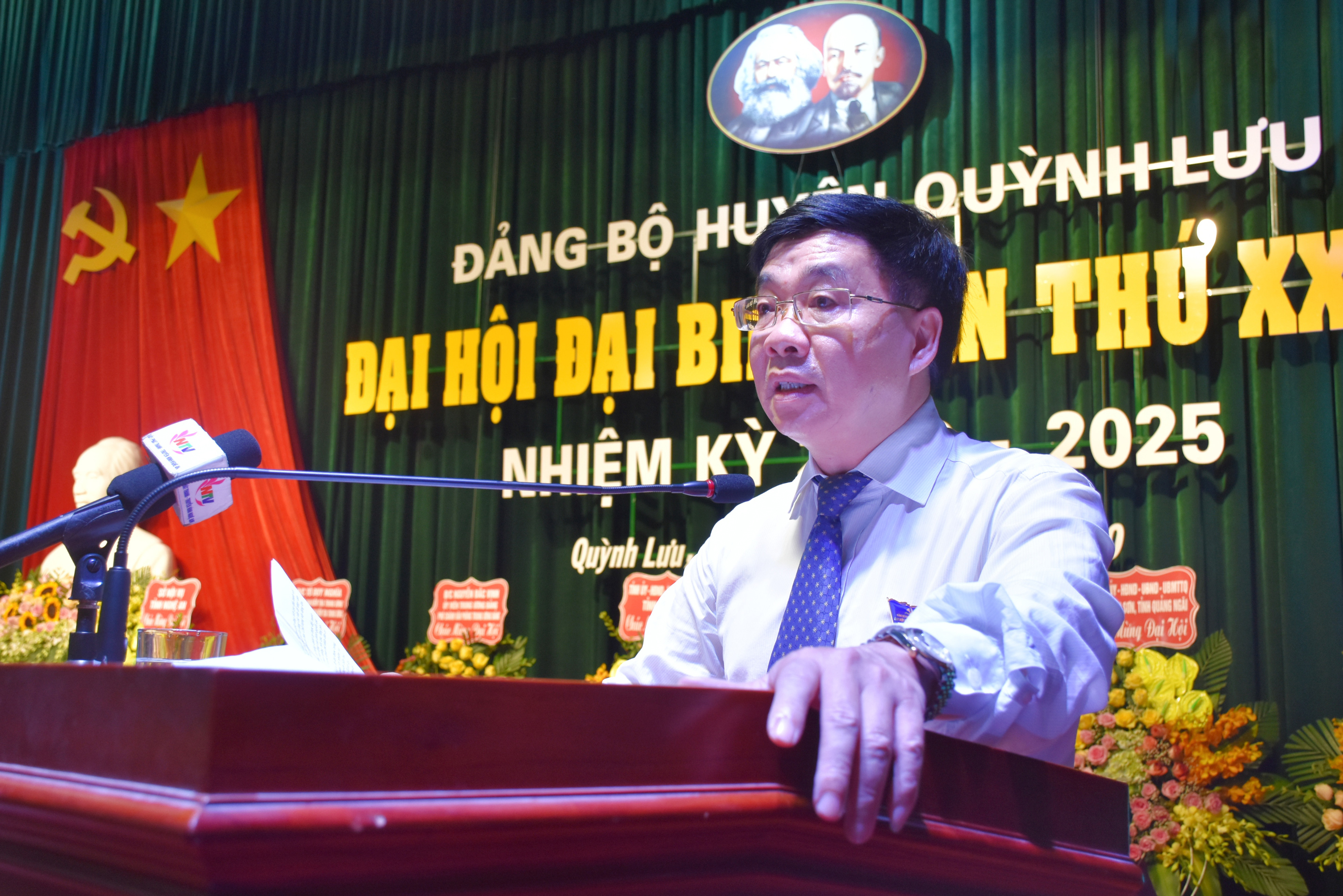 Phó Bí thư Tỉnh ủy Nguyễn Văn Thông phát biểu chỉ đạo tại đại hội. Ảnh: Thanh Lê