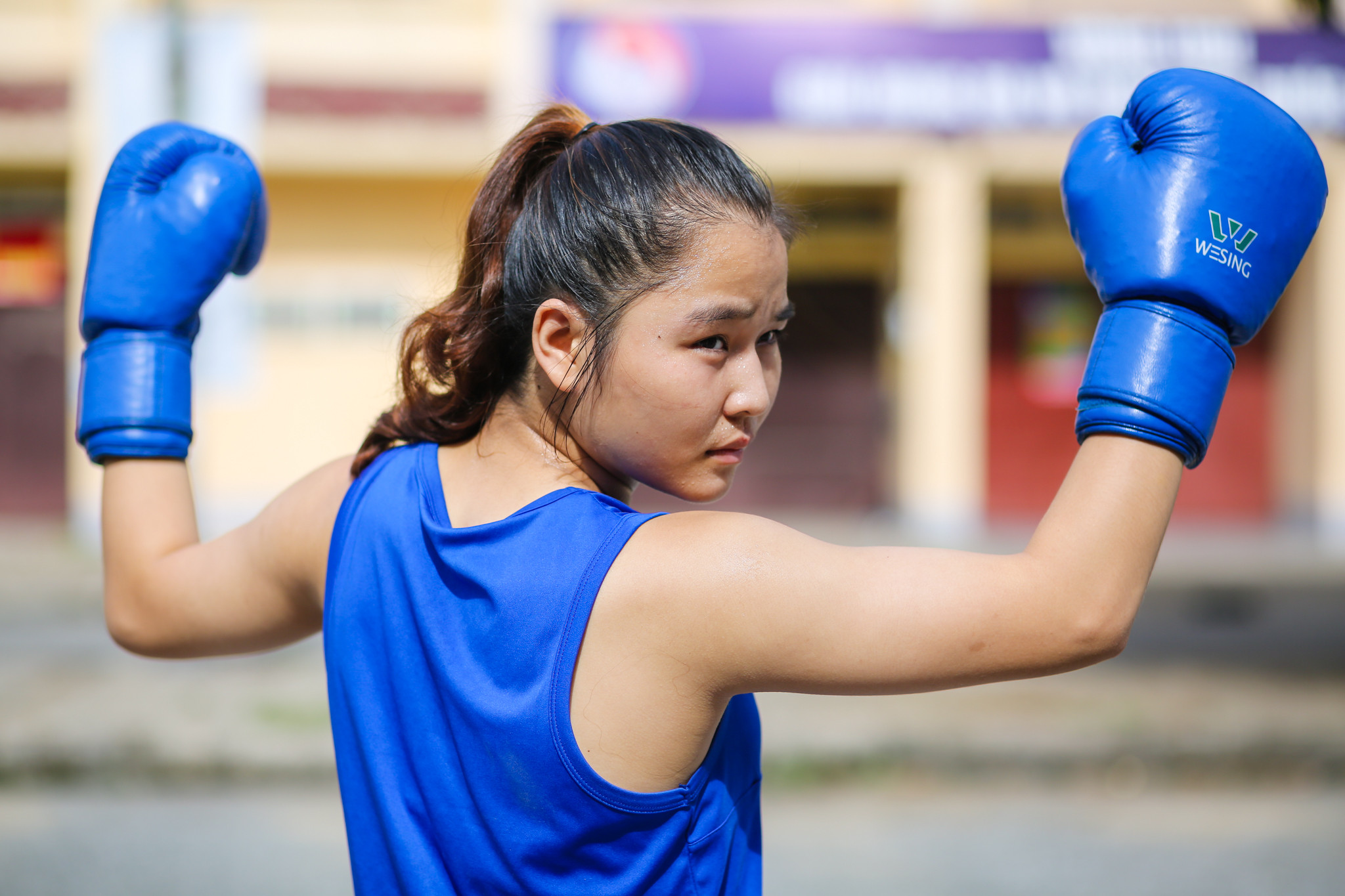 Lê Thị Khánh Huyền từ cô bé yêu thích biểu diễn các bài quyền trong môn karate đến VĐV dành HCV môn Kickboxing. Ảnh: Đức Anh