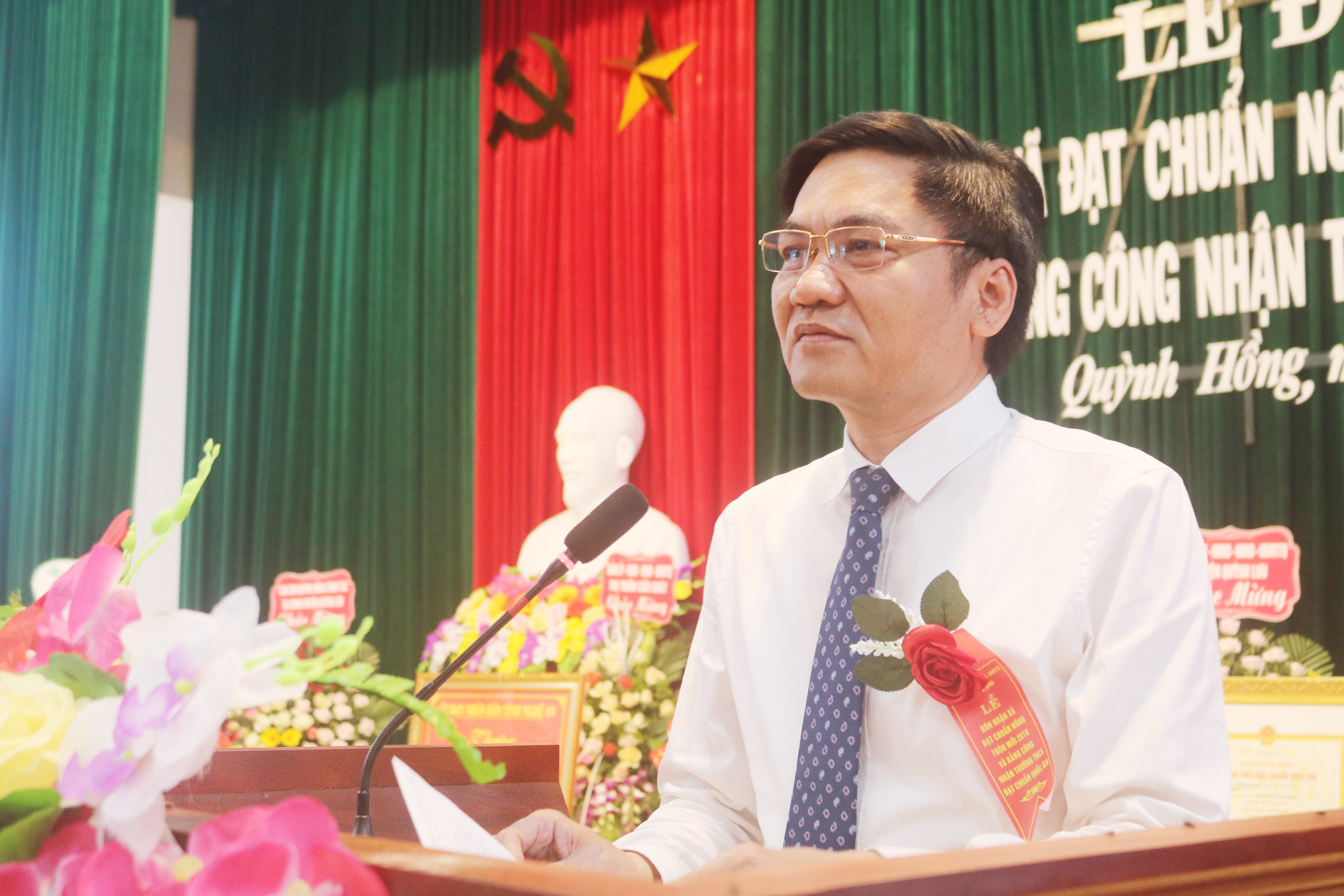 Phó Chủ tịch UBND tỉnh Hoàng Nghĩa Hiếu phát biểu tại buổi lễ. Ảnh: Thu Hương