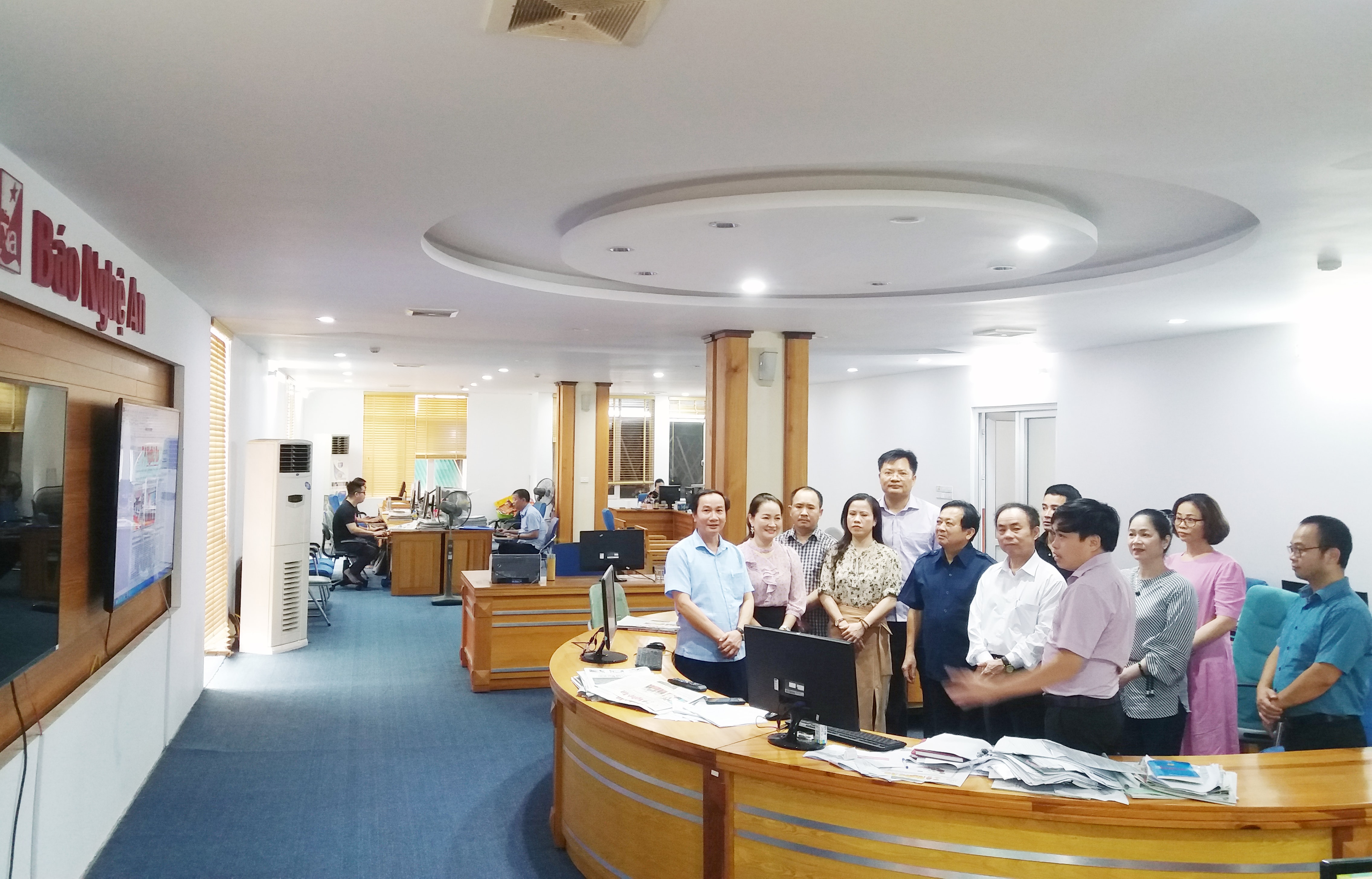 Đoàn công tác Hội Nhà báo Việt Nam thăm tòa soạn hội tụ Báo Nghệ An