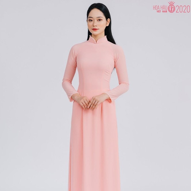 Đặng Thị Lan Nhi cho biết sau khi tốt nghiệp THPT, cô lựa chọn con đường trở thành một người mẫu quảng cáo.
