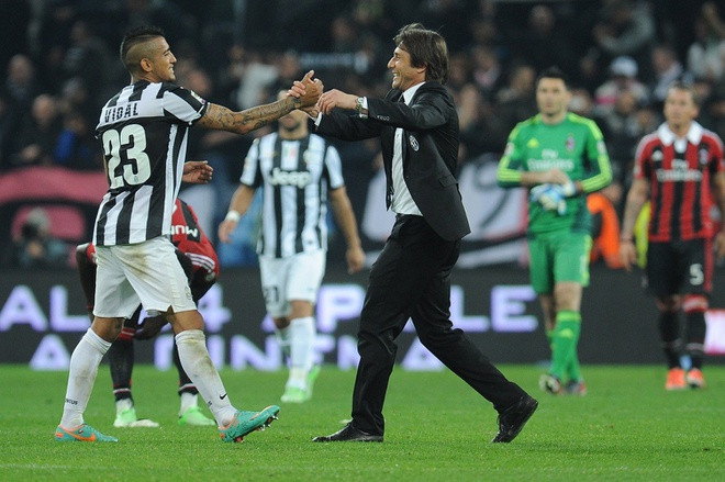 Vidal từng là trò cưng của HLV Conte ở Juventus. Ảnh: Getty Images.