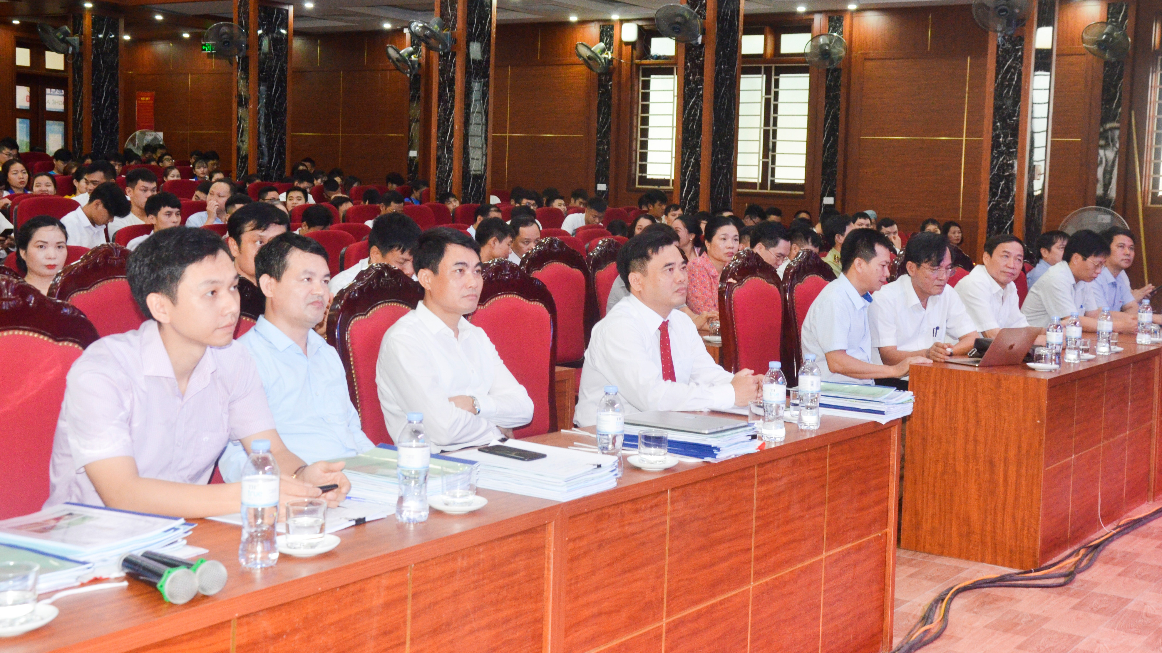 Dự chương trình có đồng chí Trần Quốc Thành - Ủy viên Ban chấp hành Đảng  bộ tỉnh, Giám đốc Sở Khoa học và công nghệ; đại diện lãnh đạo các sở, banm ngành.