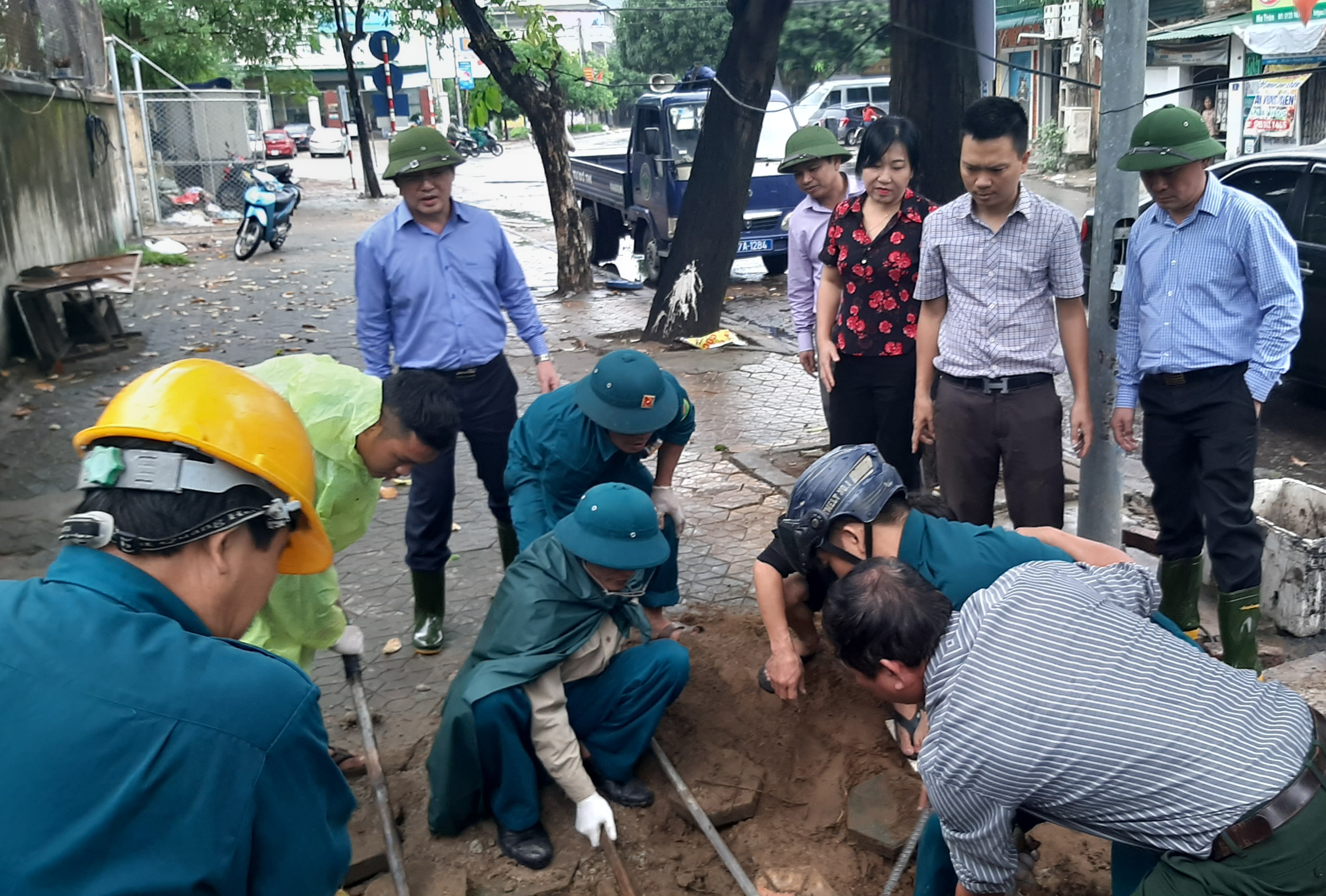 Ảnh Hồng Quang