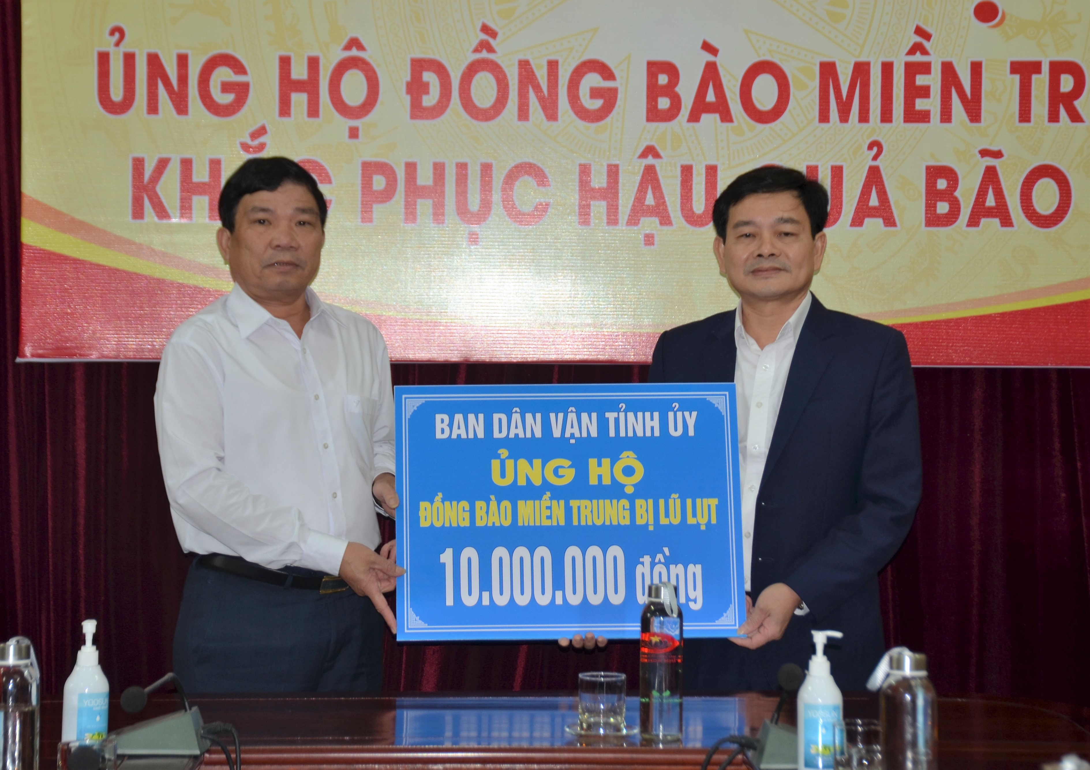 MTTQ tỉnh Nghệ An tiếp nhận ủng hộ