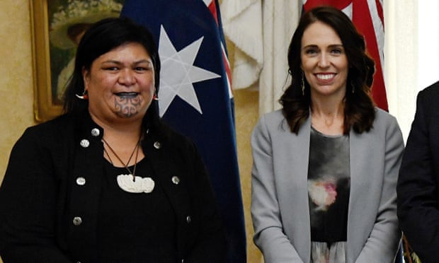 Thủ tướng Jacinda Ardern và tân Ngoại trưởng Nanaia Mahuta. Ảnh: AFP