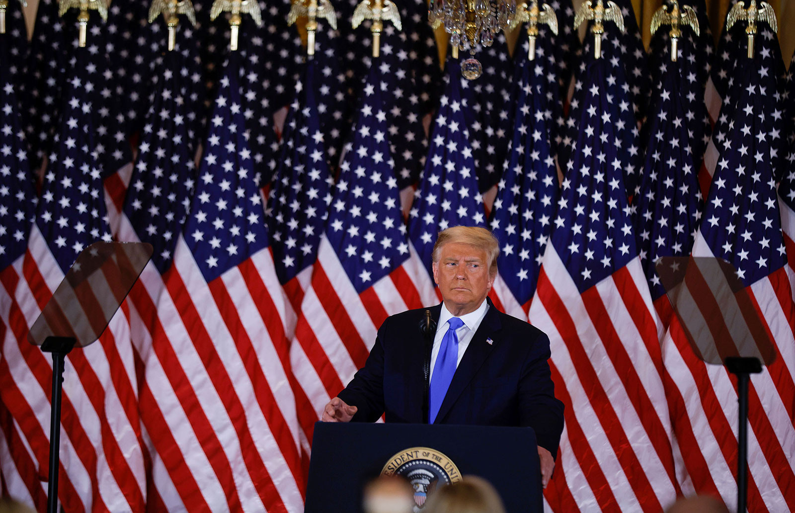 Tổng thống Donald Trump có bài phát biểu tại Nhà Trắng trong đêm sau ngày bầu cử. Ảnh: Reuters