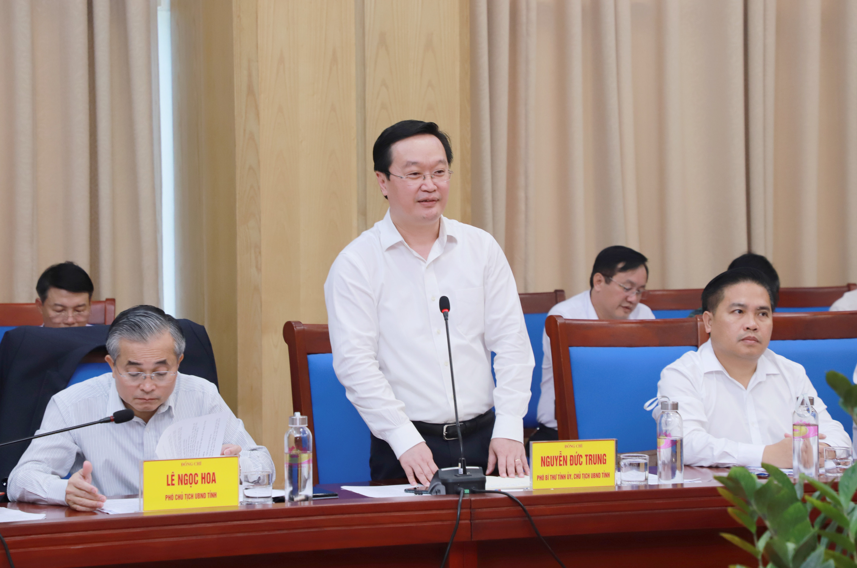 Đồng chí Nguyễn Đức Trung - Chủ tịch UBND tỉnh kết luận tại cuộc làm việc. Ảnh: Phạm Bằng