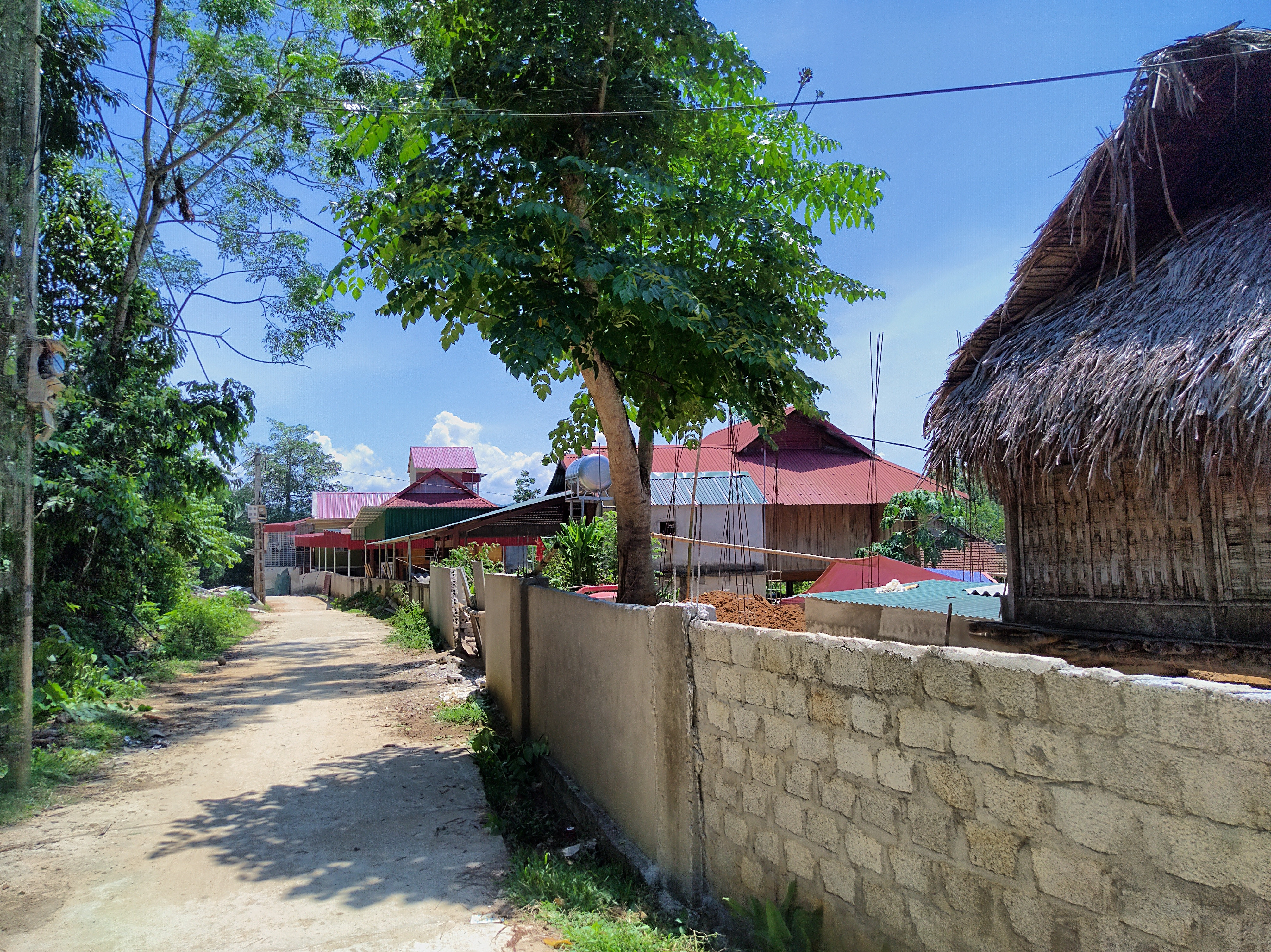 Một góc bản Thanh Phong xã Mường Nọc. Ảnh: Hoài Thu