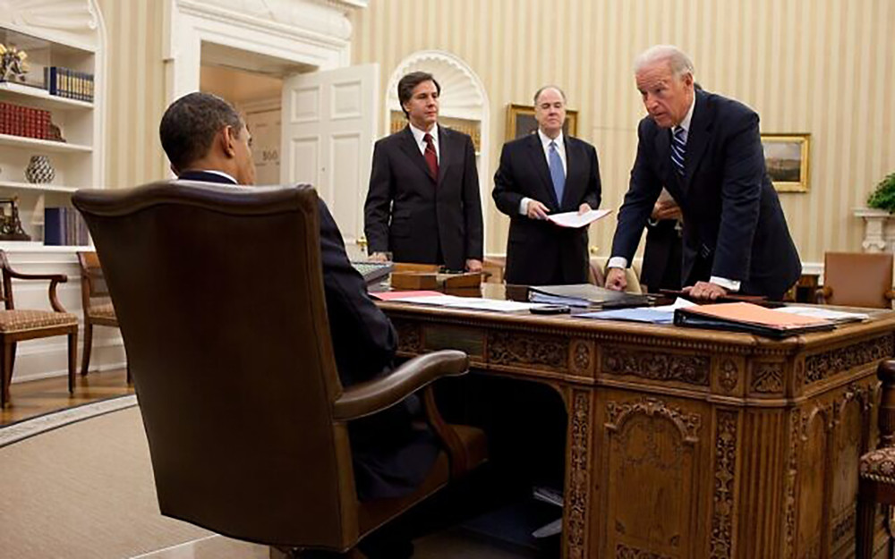 Bộ ba Barack Obama, Joe Biden, Antony Blinken từng làm việc chặt chẽ hiệu quả cùng nhau (Trong ảnh: Một cuộc họp tại Phòng Bầu dục ngày 4/11/2010). Ảnh: Nhà trắng)