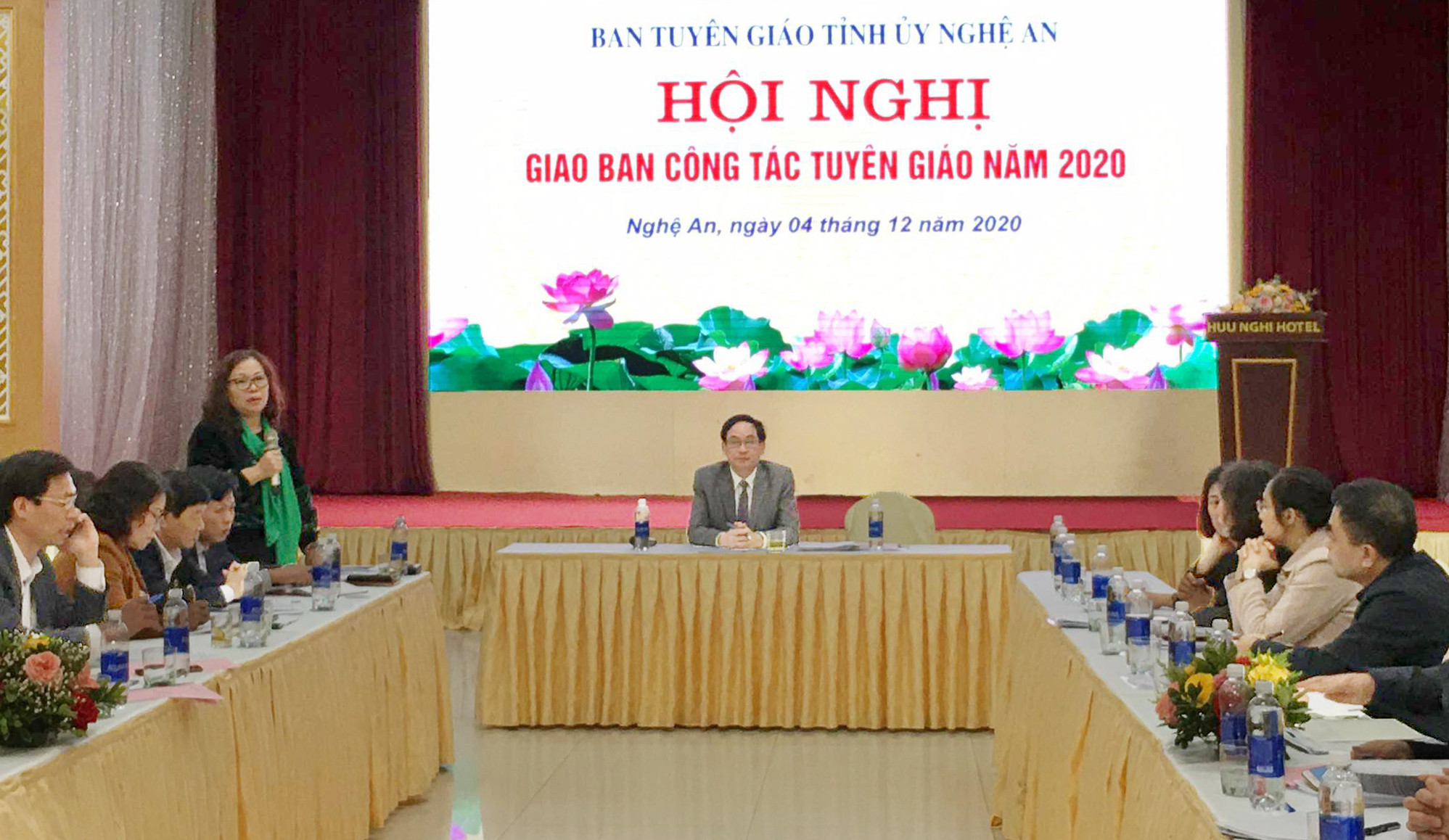 Hội nghị tại cụm 1. Ảnh Quang Minh
