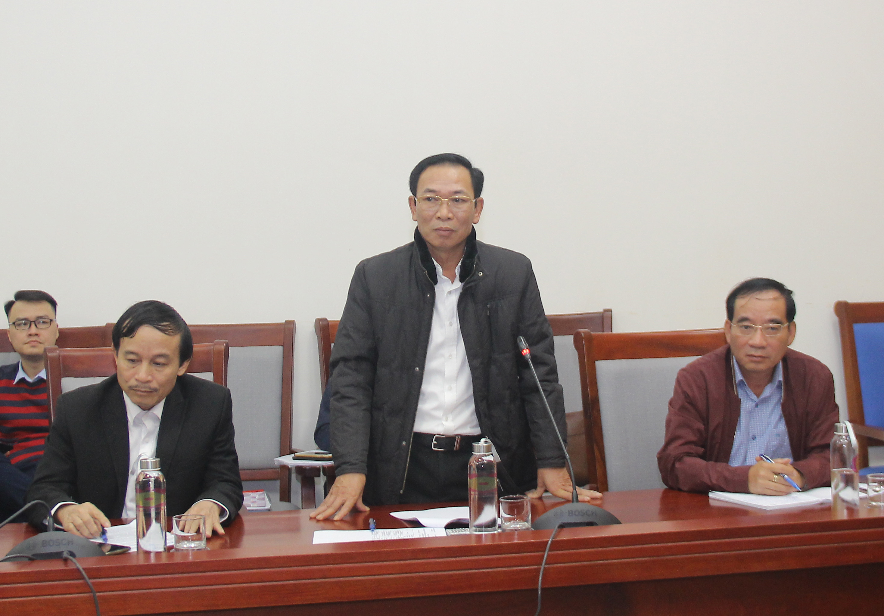 Giám đốc Sở Tài chính - Nguyễn Xuân Hải cho rằng cần tìm giải pháp chung cho các dự án, tránh đổ lỗi trách nhiệm cho nhau. Ảnh: Mai Hoa