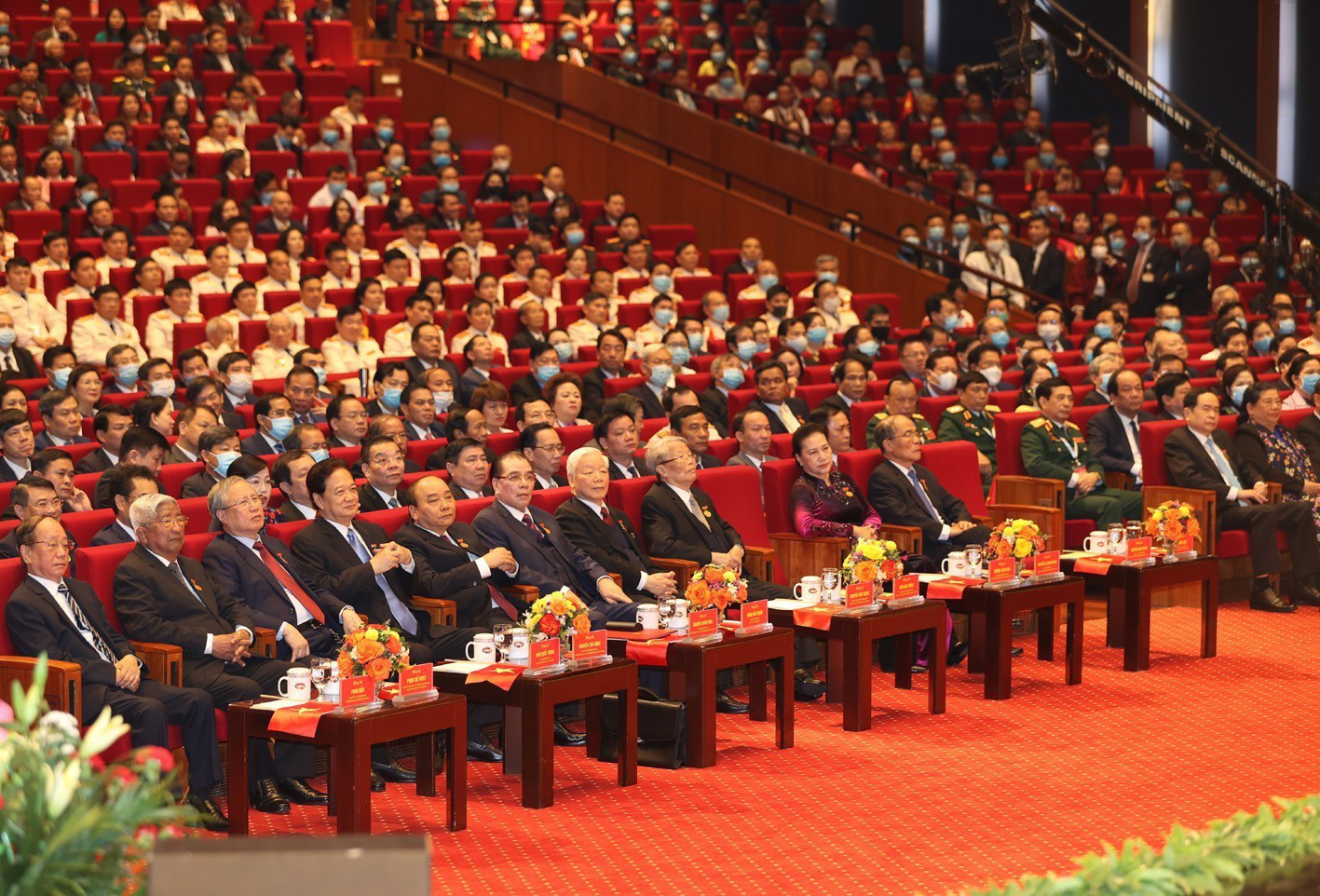 Các đại biểu lãnh đạo Đảng, Nhà nước tham dự Đại hội. 