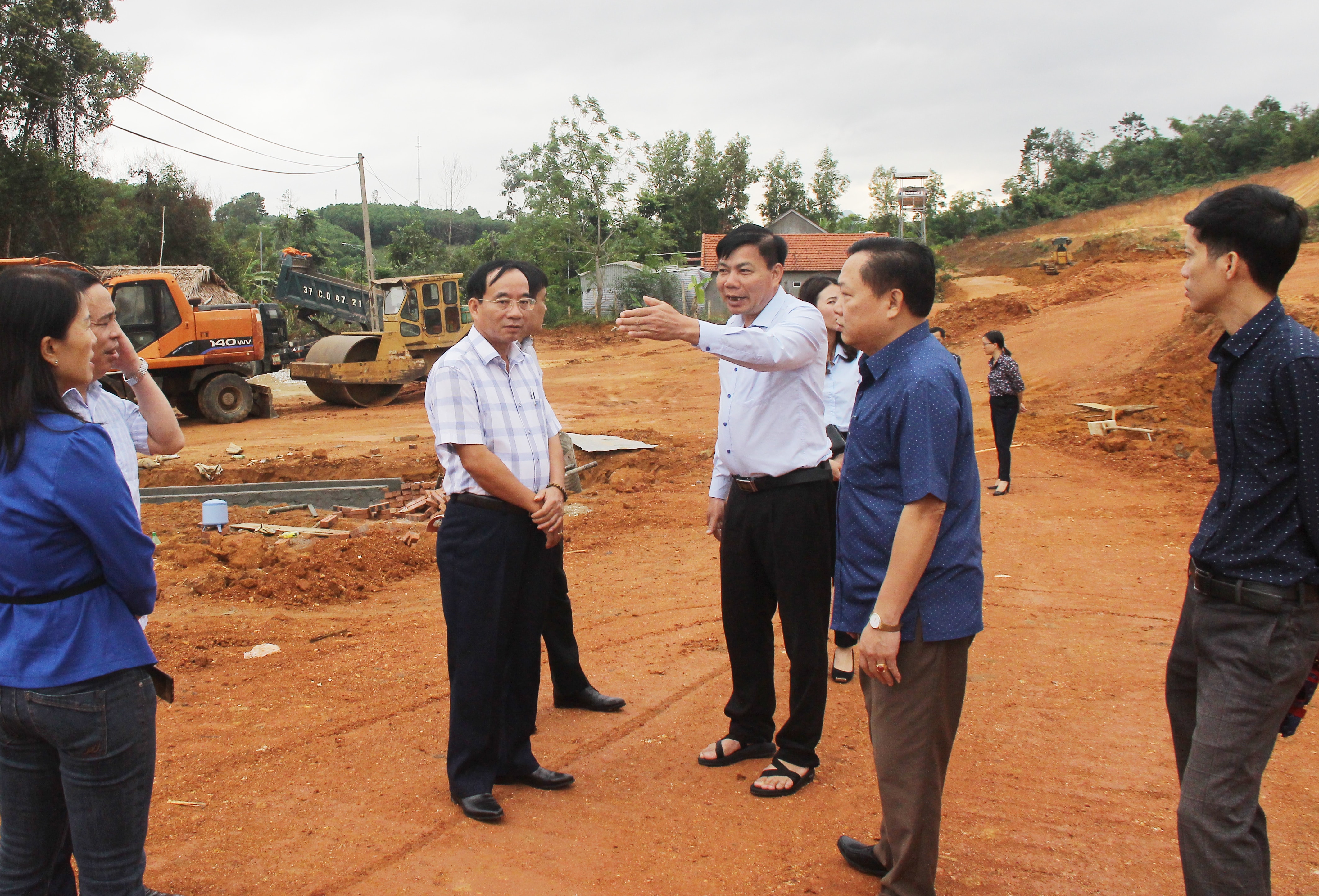 Các cuộc giám sát của HĐND và Thường trực HĐND tỉnh trong nhiệm kỳ đều mời các tổ và đại biểu HĐND tỉnh tham gia. Ảnh: Mai Hoa