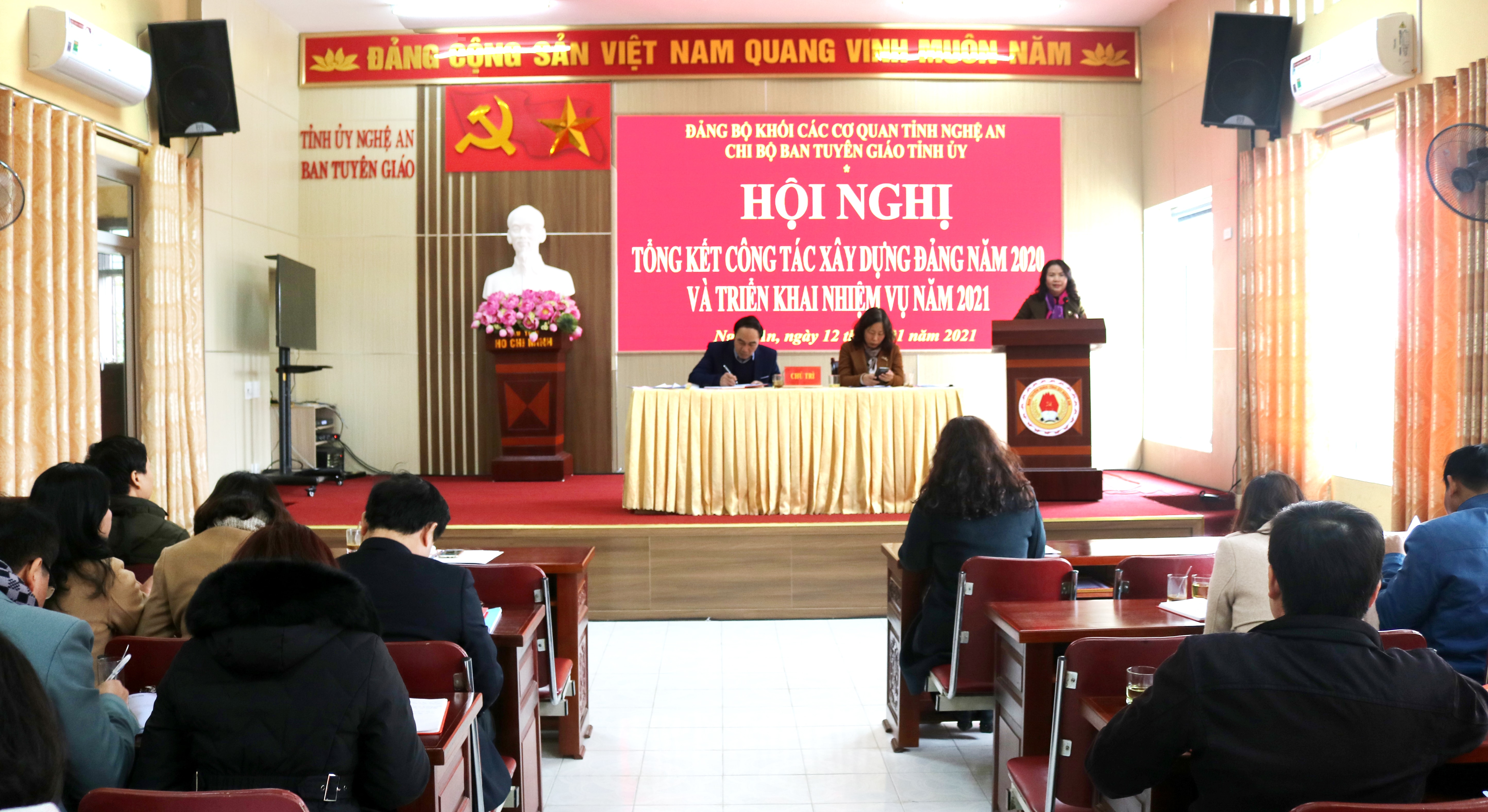 Toàn cảnh hội nghị. Ảnh Sỹ Thành