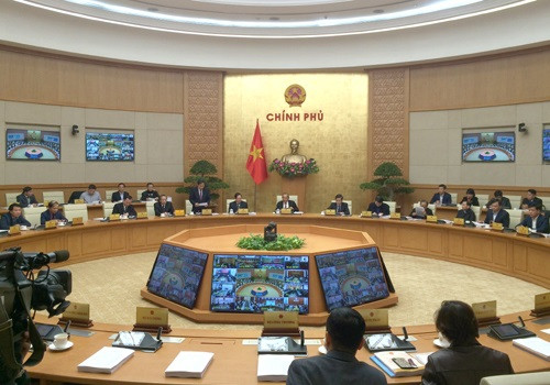 Phó Thủ tướng Thường trực Chính phủ Trương Hòa Bình chủ trì Hội nghị tại điểm cầu Chính phủ. Ảnh: VGP/Nguyễn Hoàng