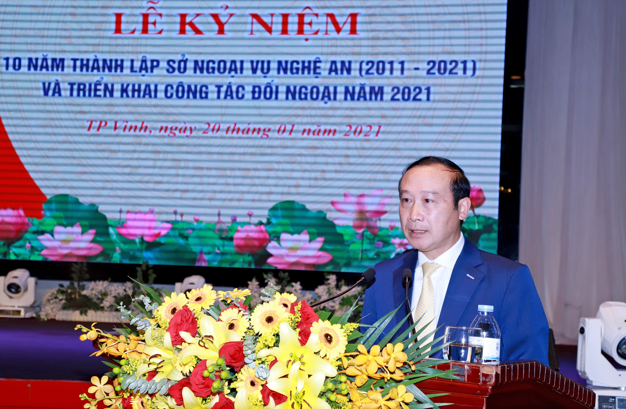 Đại sứ Nguyễn Văn Thảo - Trợ lý Bộ trưởng Bộ Ngoại giao phát biểu tại buổi lễ. Ảnh: Phạm Bằng