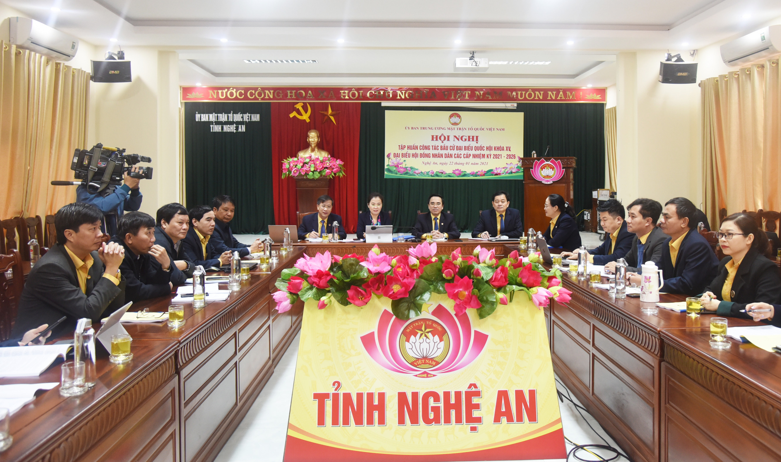 Quang cảnh hội nghị tại điểm cầu Ủy ban MTTQ Việt Nam tỉnh Nghệ An. Ảnh: TG