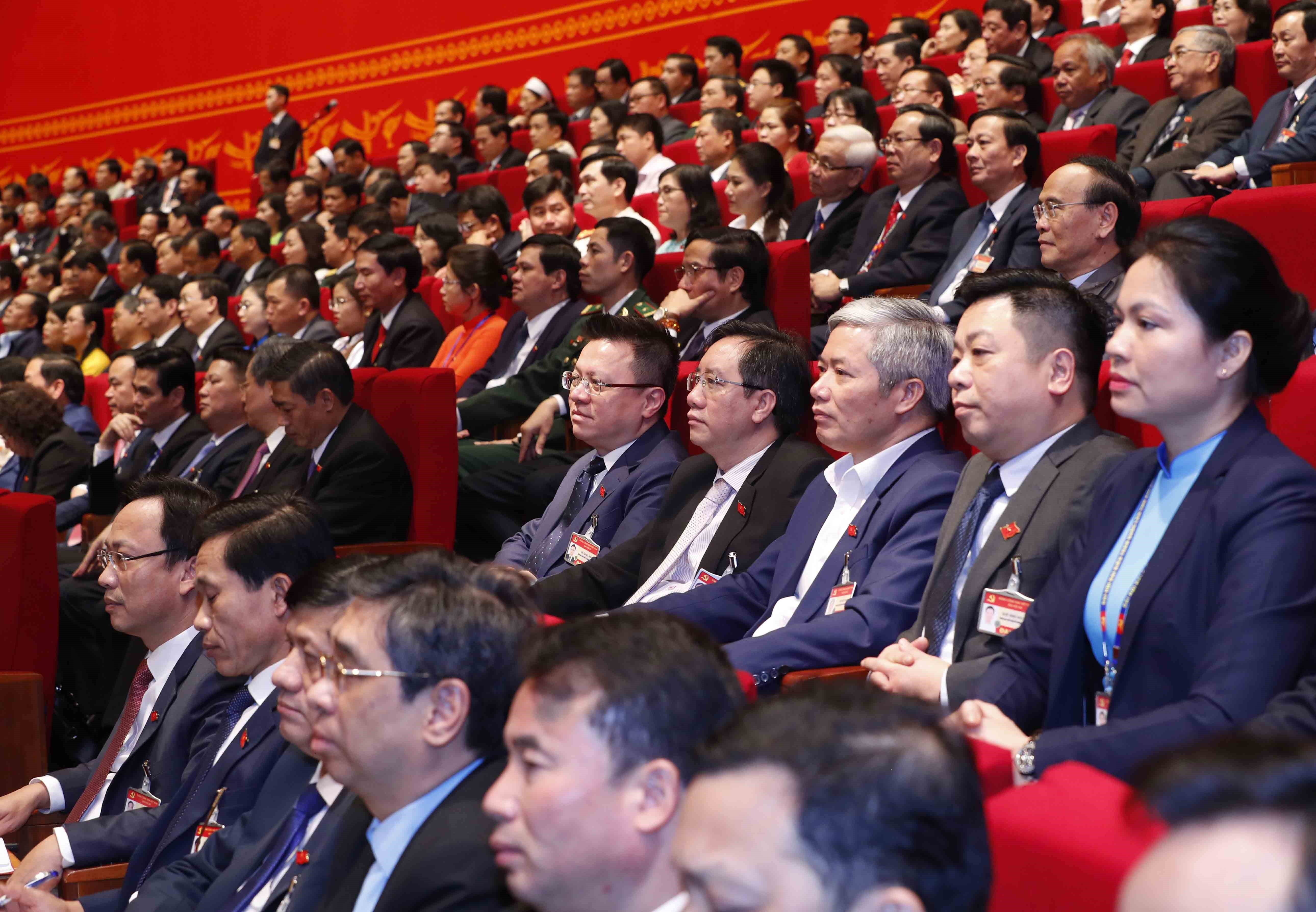 Đoàn đại biểu Đảng bộ Khối các cơ quan Trung ương dự phiên họp chiều 27/1. Ảnh: Thành Duy