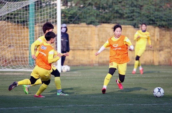 Nhiệm vụ quan trọng của các cô gái Việt Nam là bảo vệ chức vô địch SEA Games 31 vào cuối năm nay tại Việt Nam. Ảnh: AN