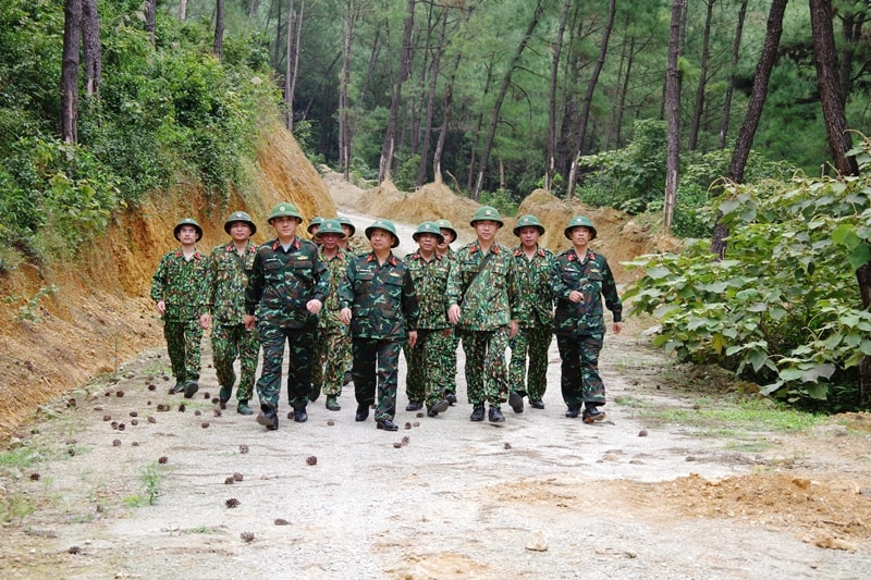 Đoàn công tác Bộ CHQS tỉnh kiểm tra công tác xây dựng sở chỉ huy diễn tập khu vực phòng thủ tỉnh năm 2021