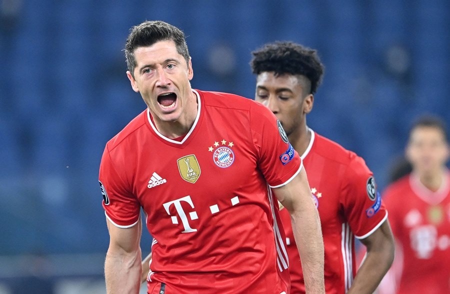 Lewandowski trừng phạt sai lầm của hàng thủ Lazio