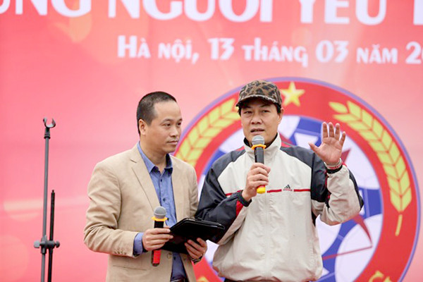 Nếu bóng đá Việt Nam hội nhập quốc tế sớm hơn, với Cao Cường (phải) và lứa cầu thủ Thể Công 1971, tấm HCV SEA Games đã không phải chờ đợi đến 60 năm