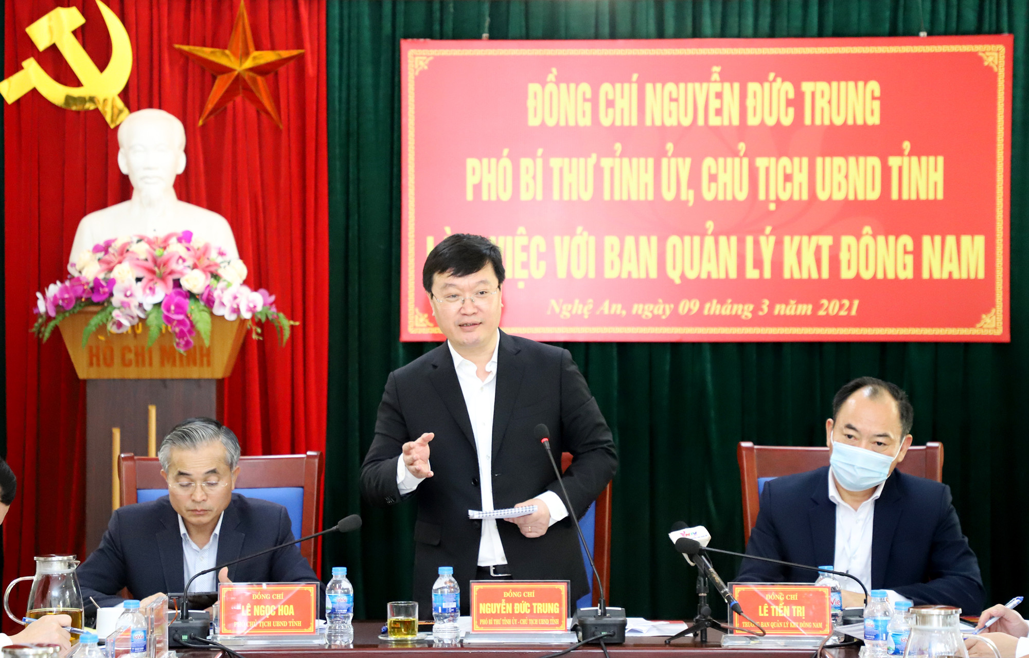Đồng chí Nguyễn Đức Trung - Chủ tịch UBND tỉnh kết luận buổi làm việc. Ảnh: Phạm Bằng
