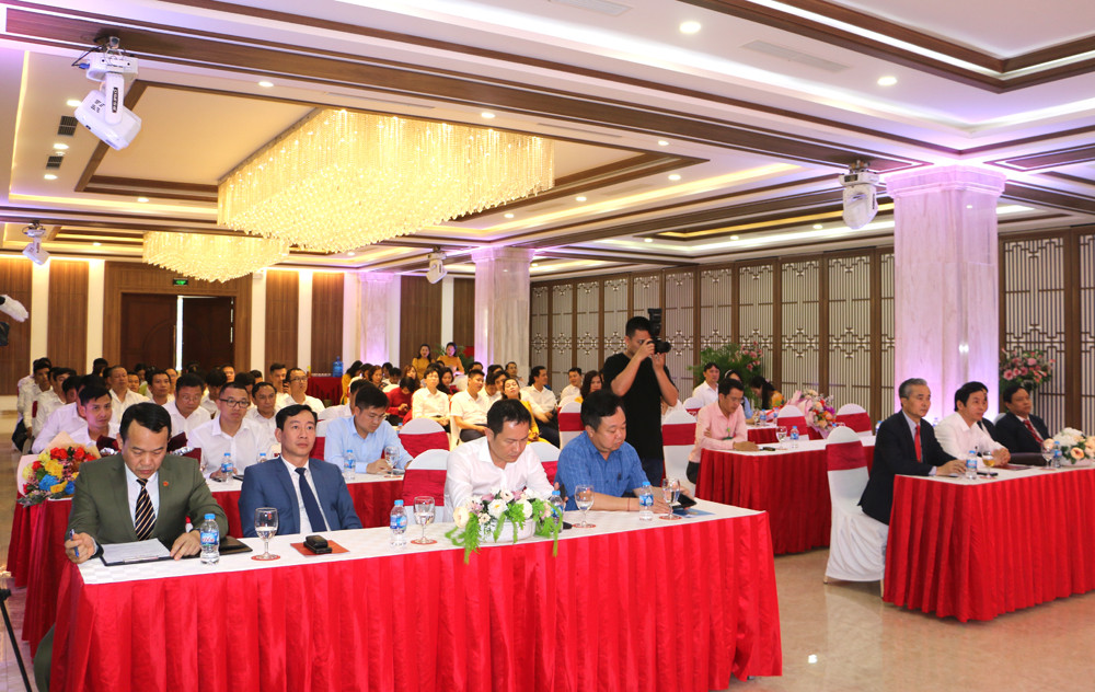 Các đại biểu dự Lễ công bố quyết định bổ nhiệm lãnh đạo Ban quản lý dự án đầu tư xây dựng công trình dân dụng và công nghiệp tỉnh Nghệ An. Ảnh: Nguyễn Hải