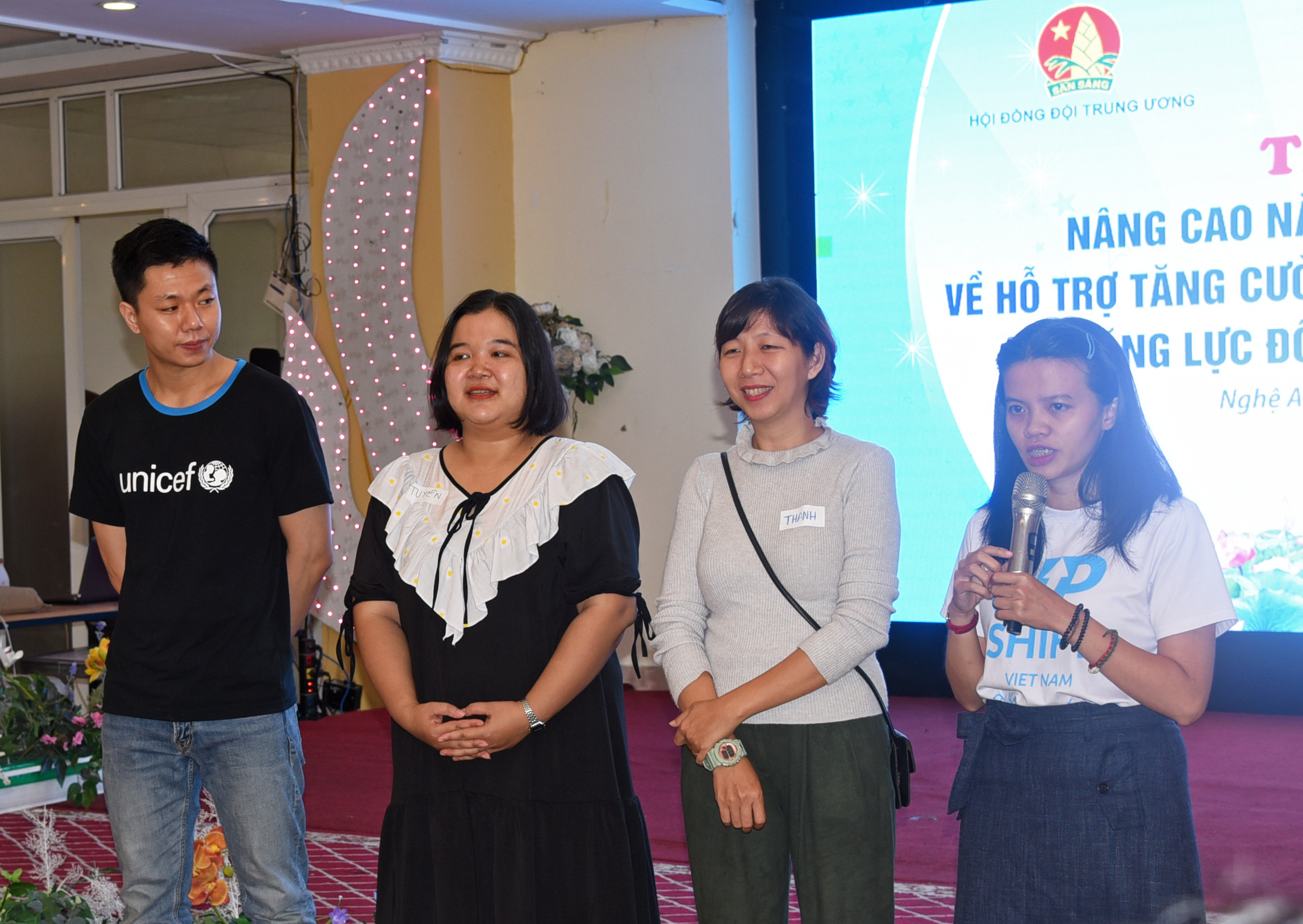 Đội ngũ giảng viên đến từ Quỹ Nhi đồng Liên hợp quốc (UNICEF) tại Việt Nam. Ảnh: TG