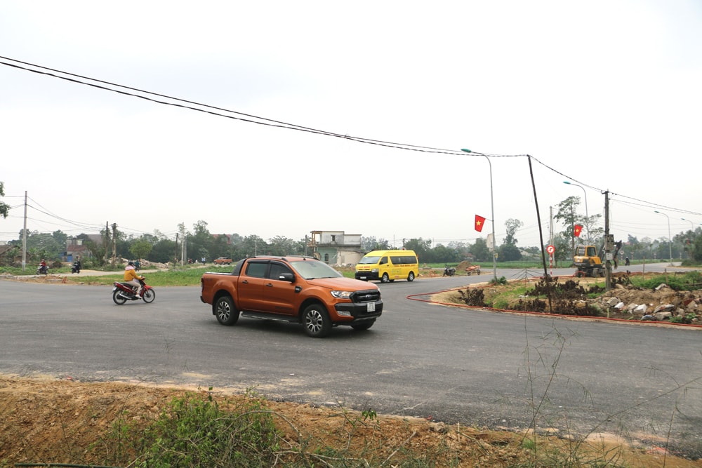 Nút giao đường 95 m với đường Lê Quý Đôn nhìn từ hướng