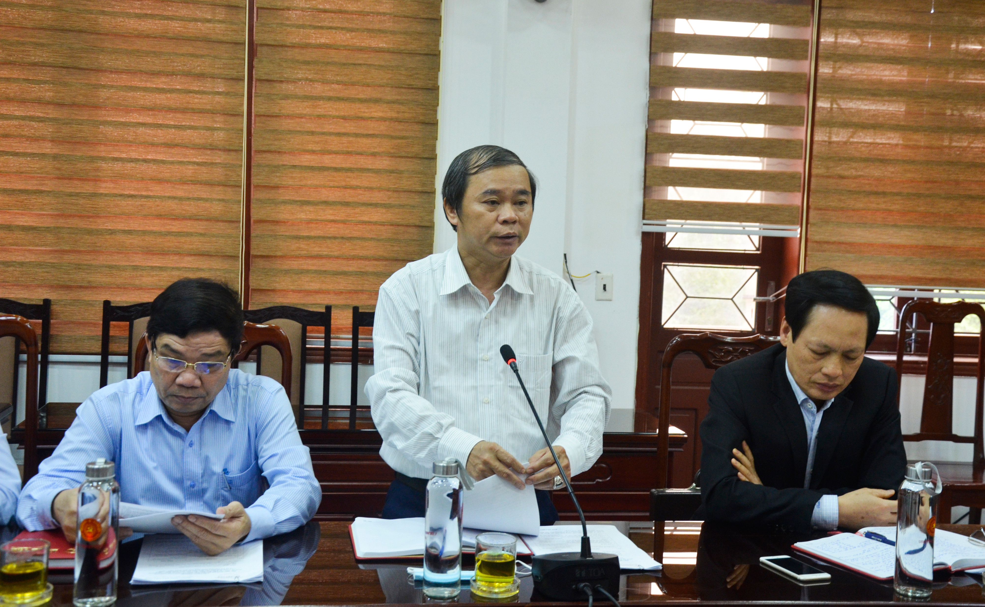 Phó Trưởng Ban Dân vận Tỉnh ủy Phan Thanh Đoài báo cáo kết quả phối hợp giai đoạn 2016-2020. Ảnh: Thanh Lê