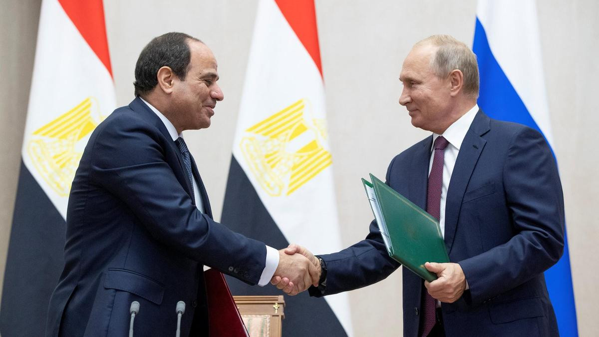 Tổng thống Ai Cập Abdel Fattah al-Sisi và Tổng thống Nga Vladimir Putin nhất trí tăng cường quan hệ song phương trong chuyến thăm Nga của nhà lãnh đạo Ai Cập năm 2018. Ảnh: Reuters