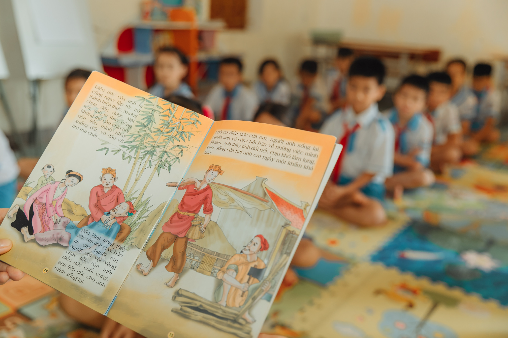 Trường tiểu học Nghĩa Đồng, Tân Kỳ có 1500 đầu sách khoảng 4500 cuốn sách. Ảnh: Đức Anh