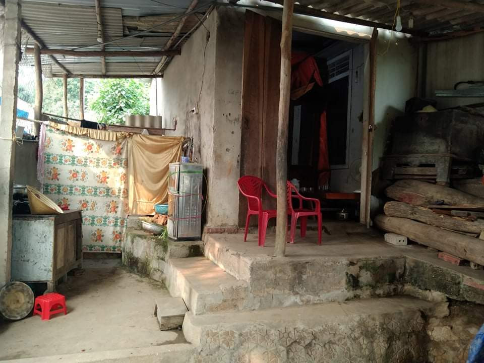 Ngôi nhà nhỏ ở xóm 4 xã Văn Sơn, nơi gia đình Thảo đang ở nhờ bà ngoại
