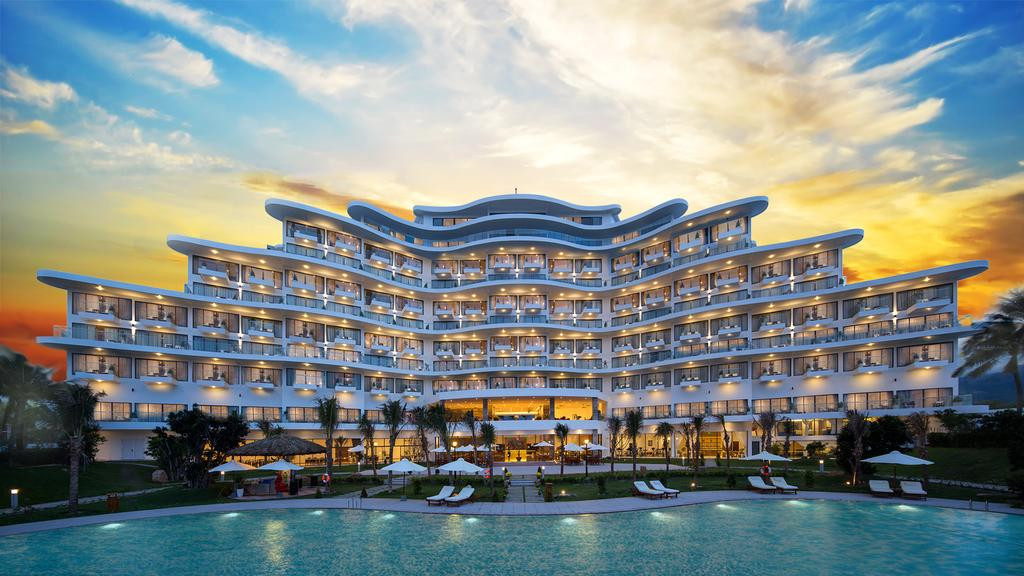Cam Ranh Riviera Beach Resort & Spa.
