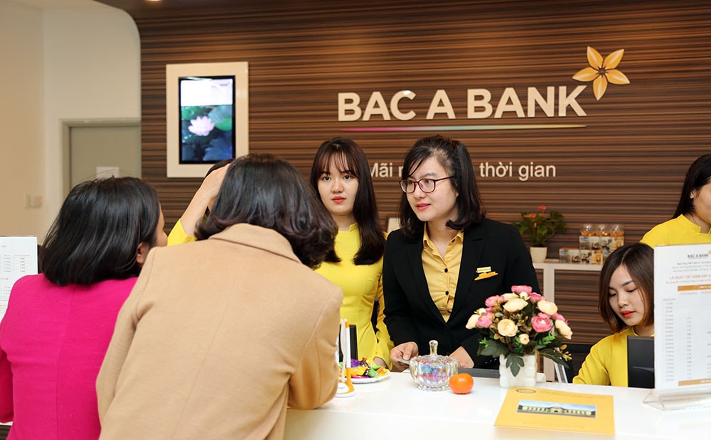 BAC A BANK luôn nỗ lực tạo thuận lợi cho khách hàng khi sử dụng các dich vụ của ngân hàng. Ảnh: P.V