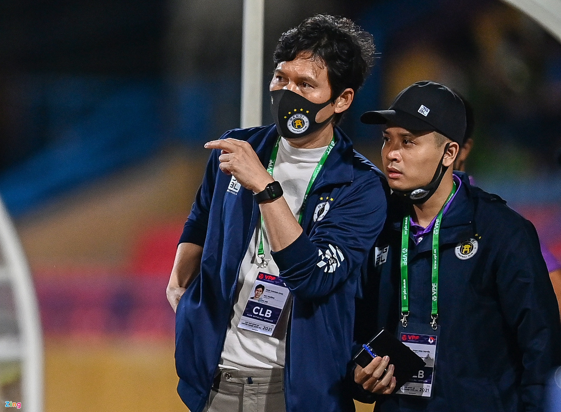 Trong ngày ra mắt CLB mới, huấn luyện viên Park Choong Kyun không có nhiều thay đổi trong đội hình xuất phát của Hà Nội.