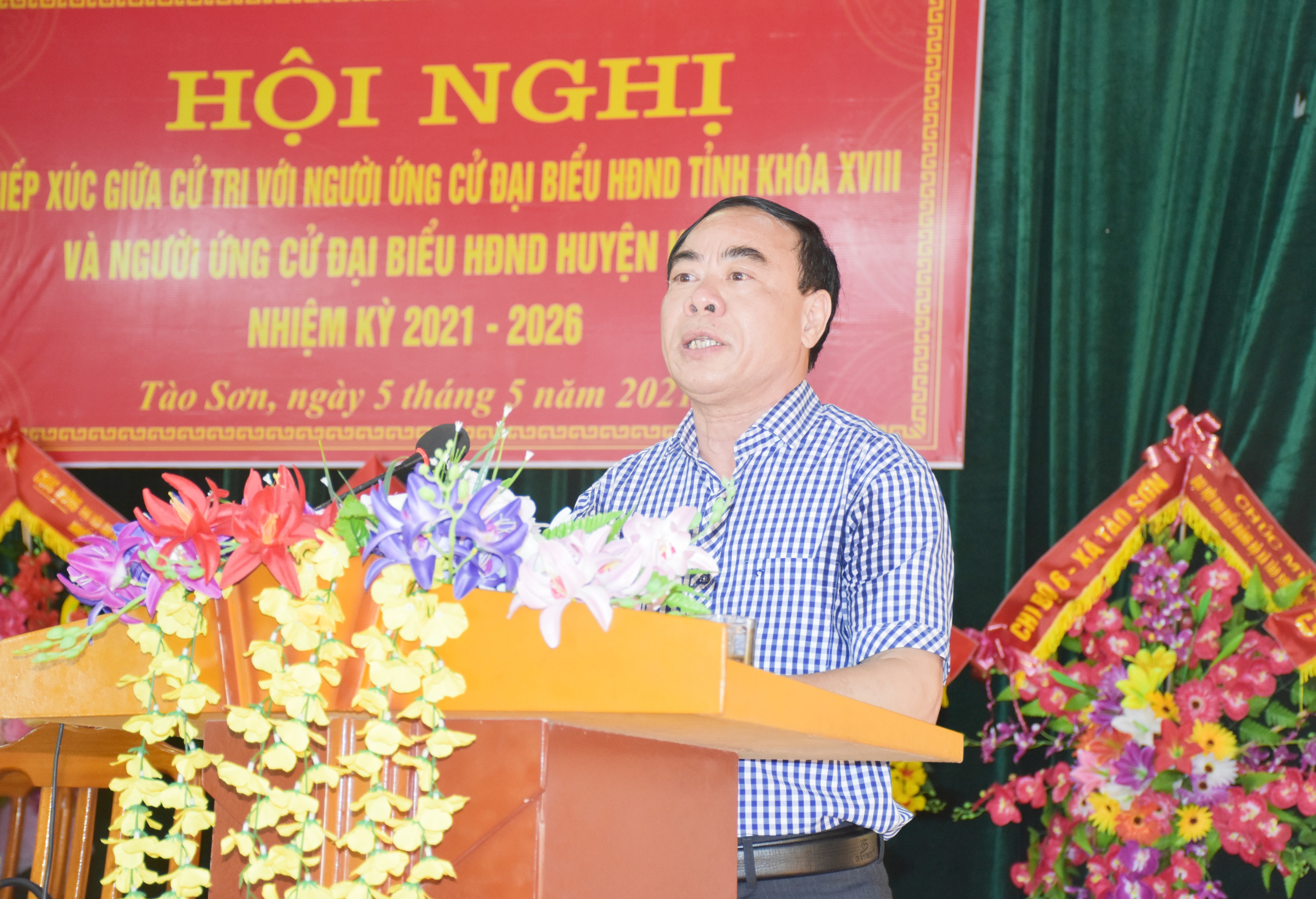 Giám đốc Sở Du lịch Nghệ An Nguyễn Mạnh Cường trình bày chương trình hành động. Ảnh: Thanh Lê