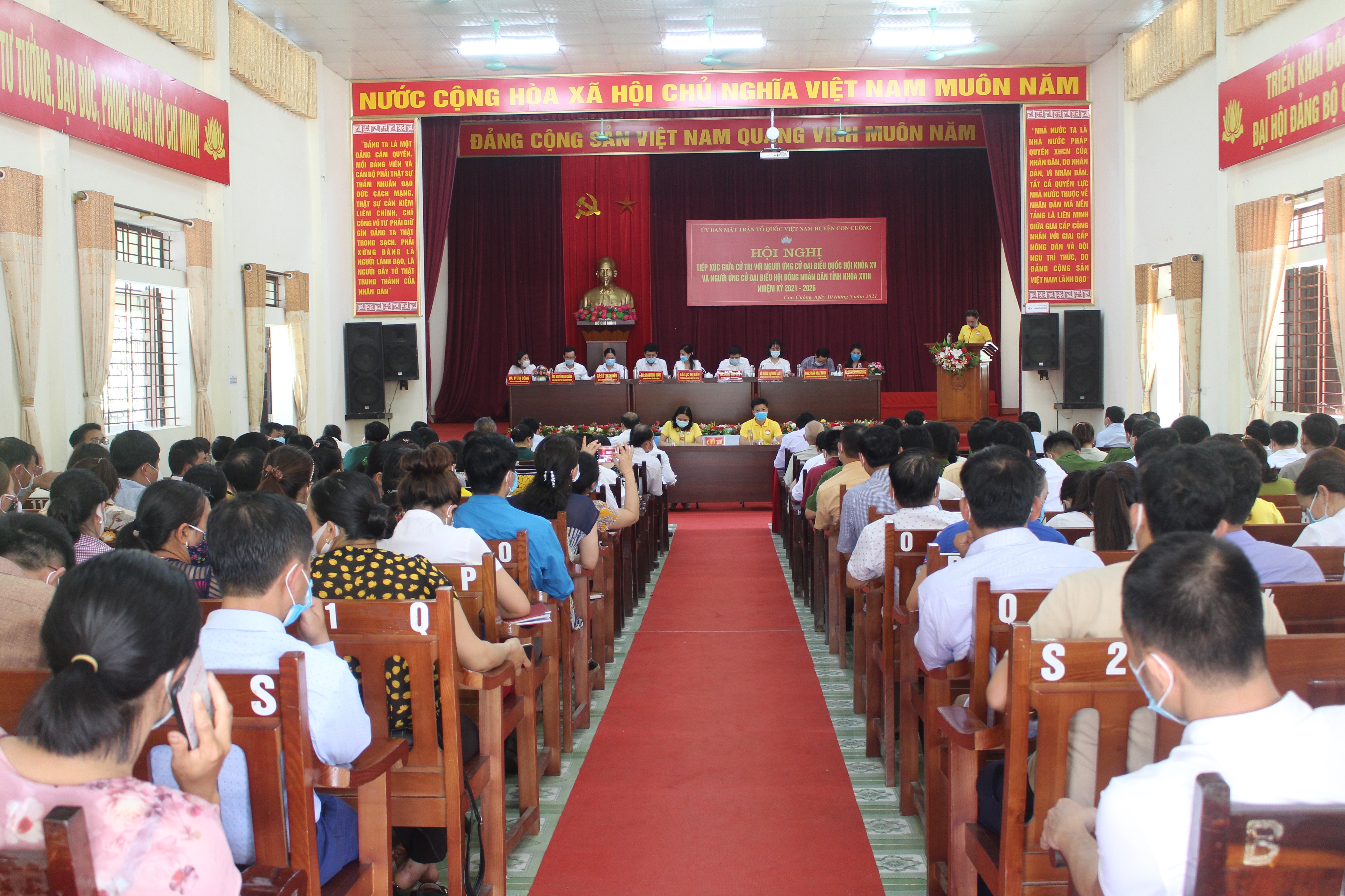 Quang cảnh hội nghị. Ảnh: Bá Hậu