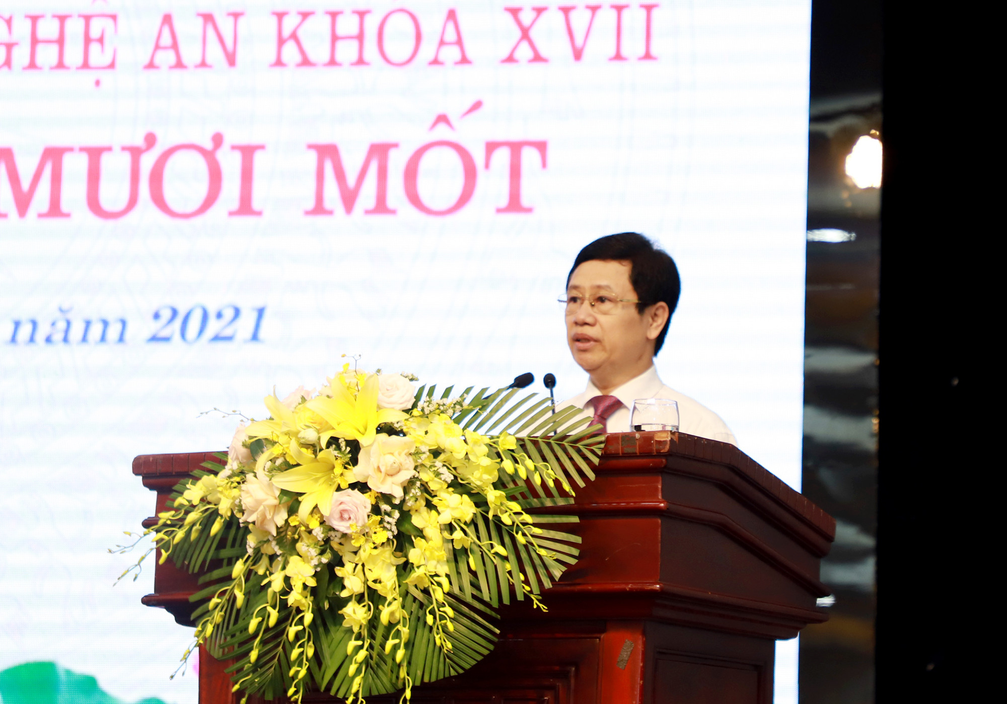 Đồng chí Nguyễn Xuân Sơn  - Chủ tịch HĐND tỉnh phát biểu kỳ họp. Ảnh: Phạm Bằng