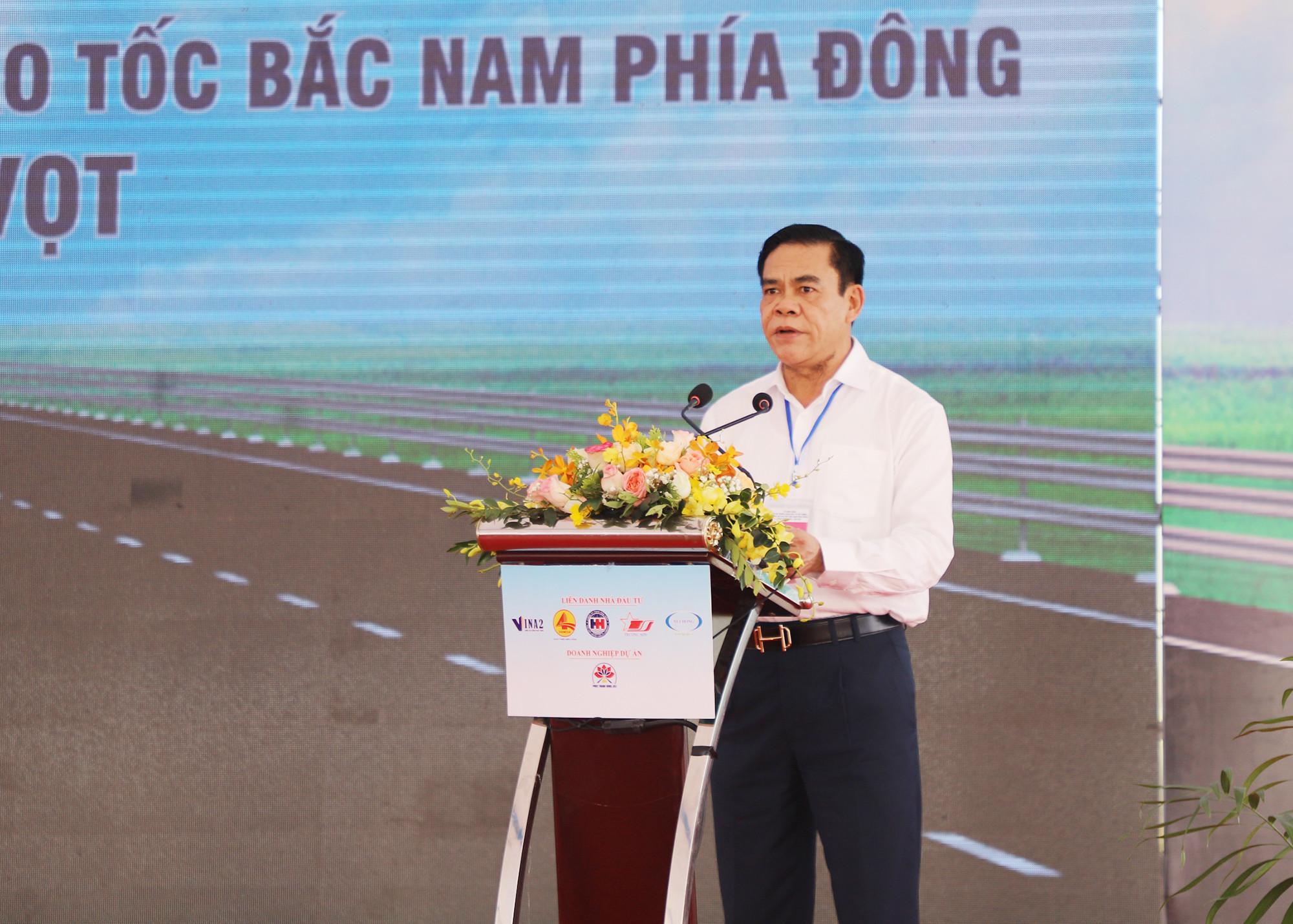 Đồng chí Võ Trọng Hải - Chủ tịch UBND tỉnh Hà Tĩnh phát biểu tại buỗi lễ. Ảnh: Phạm Bằng