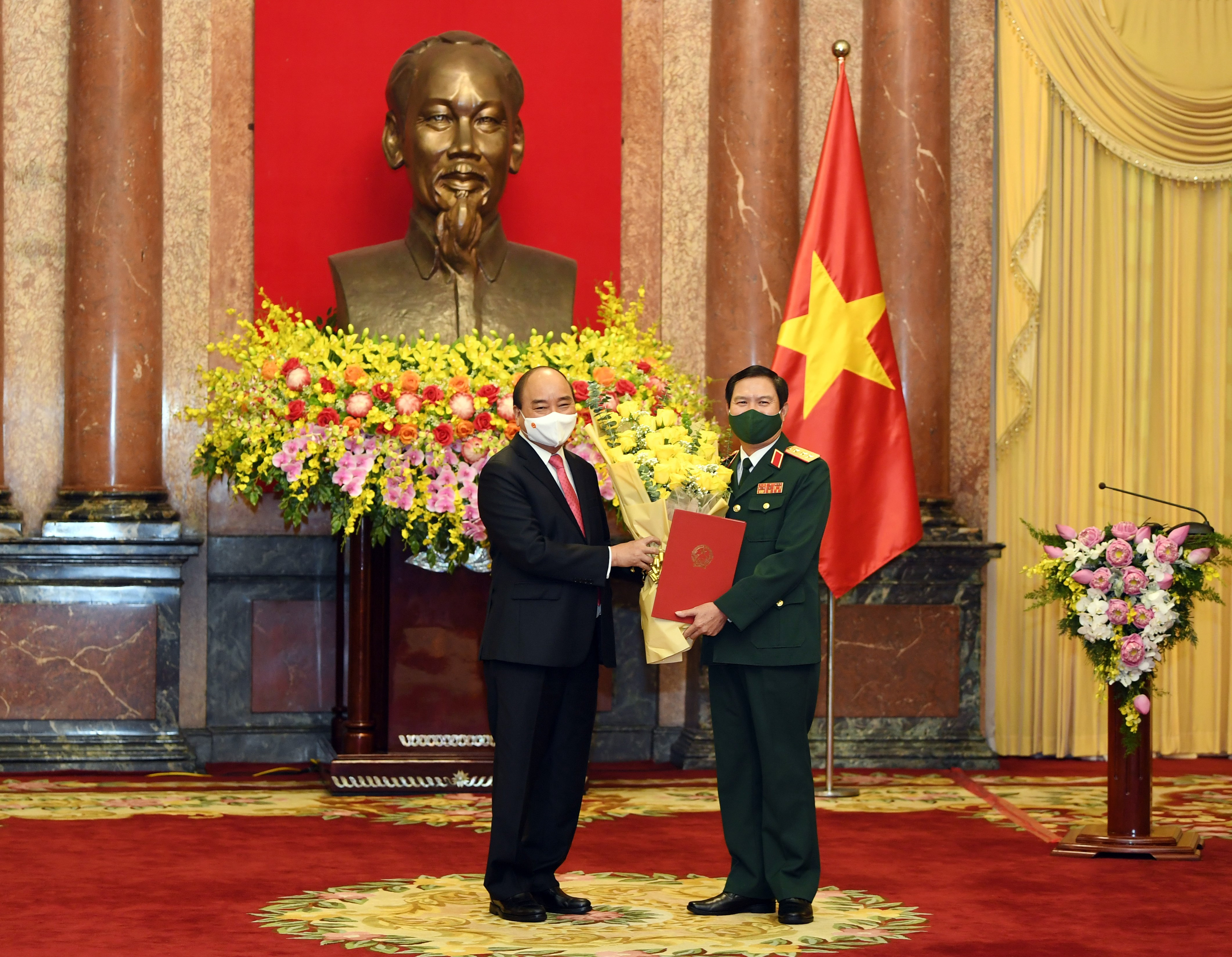 Chủ tịch nước trao quyết định bổ nhiệm Tổng tham mưu trưởng Quân đội nhân dân Việt Nam